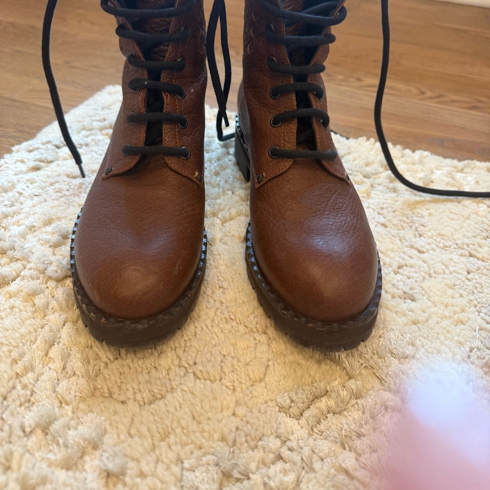 Brown Lace-Up Ankle Boots Bottega.